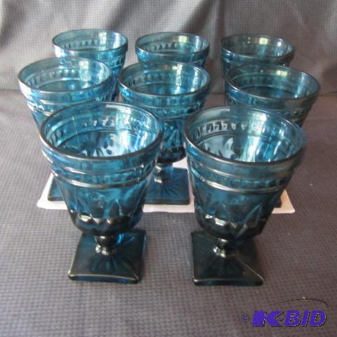 lot 25 image: Blue Tumblers