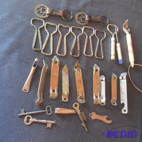 lot 30 image: Marlboro Fobs, Advertising Openers