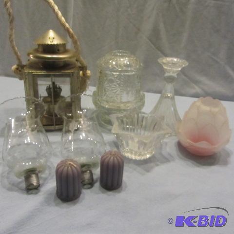 lot 118 image: Candle Holders, Votive