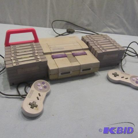 lot 124 image: Super Nintendo
