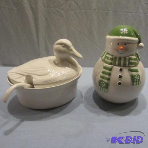 lot 41 image: Duck Soup Tureen