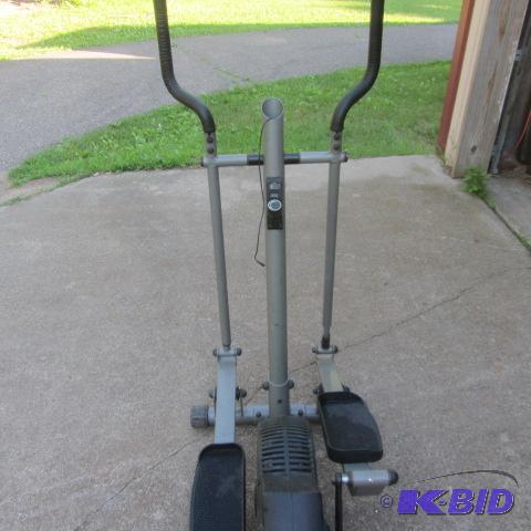 lot 58 image: Exercise Equipment