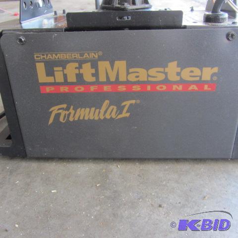 lot 8 image: Chamberlain Garage Door Opener