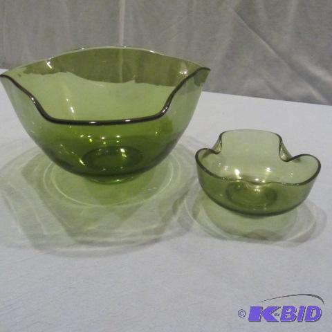 lot 80 image: Vintage Chip & Dip