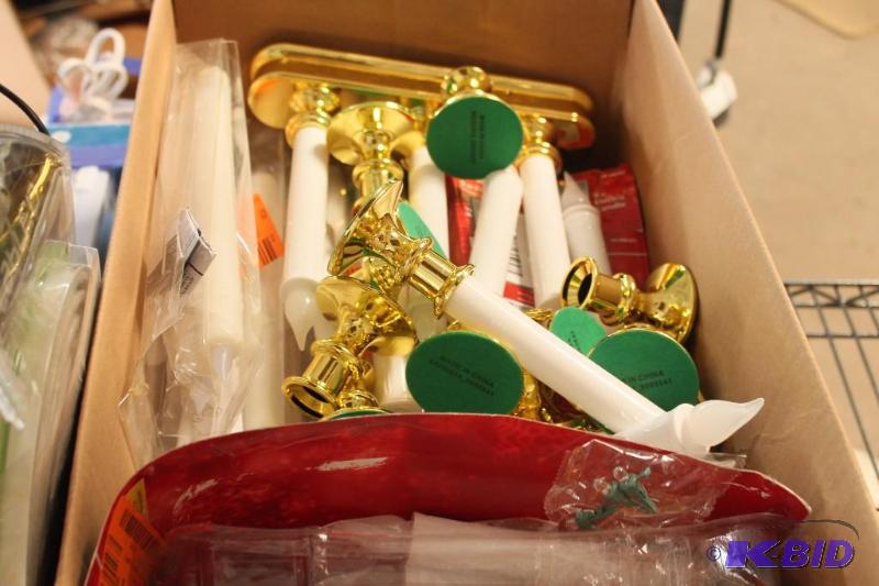 Box of 42 battery operating LED candles