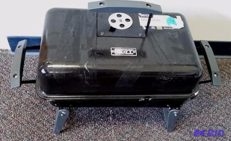 lot 46 image: Backyard Grill 17 Portable Charcoal Grill.  A Little dusty from storage.  But nice shape.