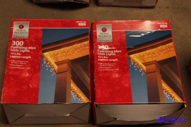 2 packs of lights