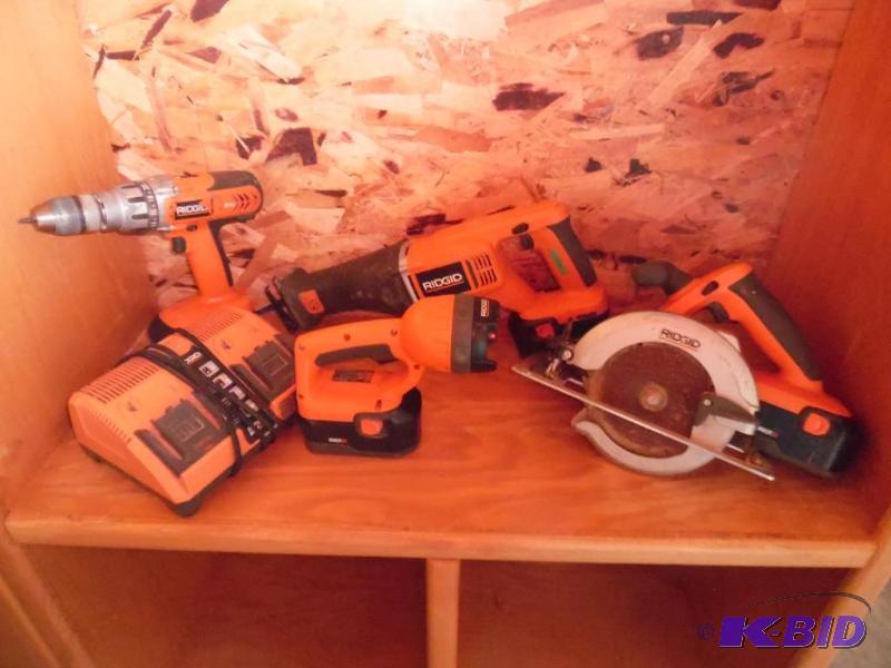 lot 22 image: Rigid Power Tools
