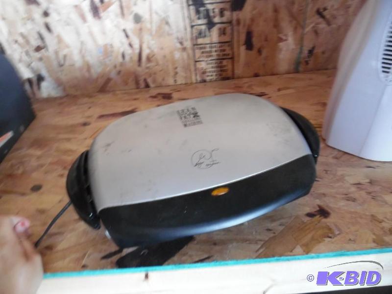 lot 25 image: George Foreman Grill