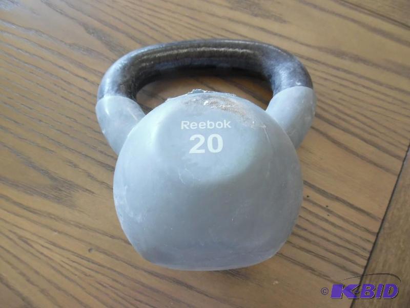 lot Y27 image: Reebok 20 Lb Kettle Ball