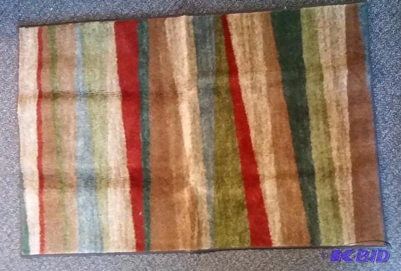mohawk Home.  Multi-color Area Rug.  30 x 46  No Tags Not Used.