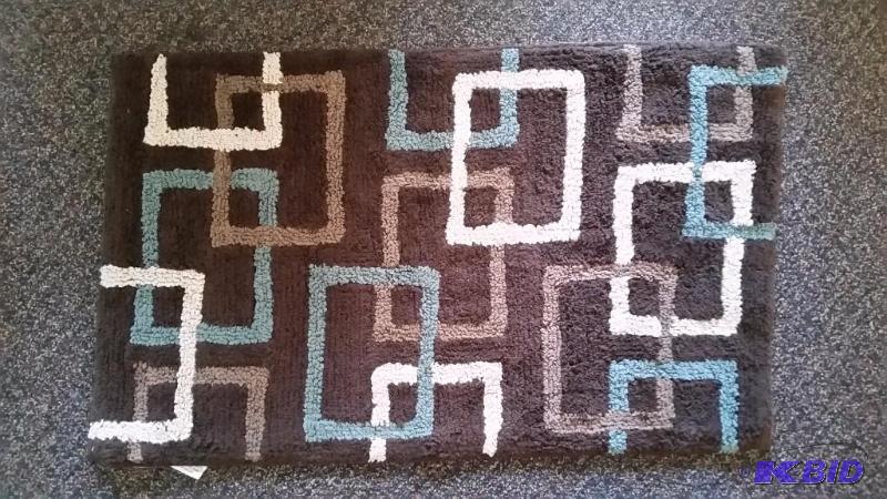JCP Home Rug Chocolate Brown and Teal modern motif.  Size 34 x 21  No Tags not used.