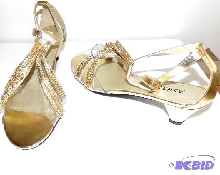 Ashro kitten heels
