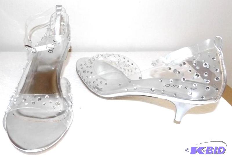 Ashro heels with stones