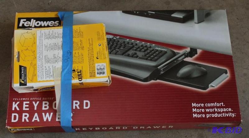 Keyboard Drawer and vinyl computer cover