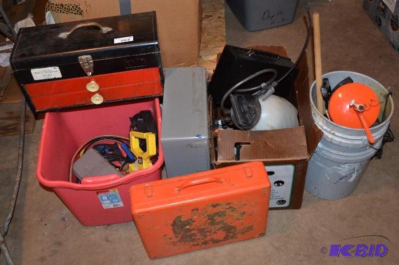 lot 154 image: Lot of tools including Craftsman industrial d...