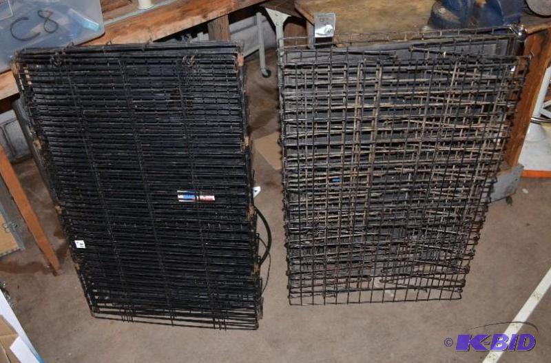 lot 182 image: Two Large size dog kennels 23x&nbsp23x36&quo...