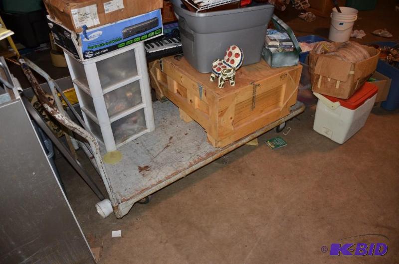 lot 206 image: Rolling cart on wheels with handle. Size is a...