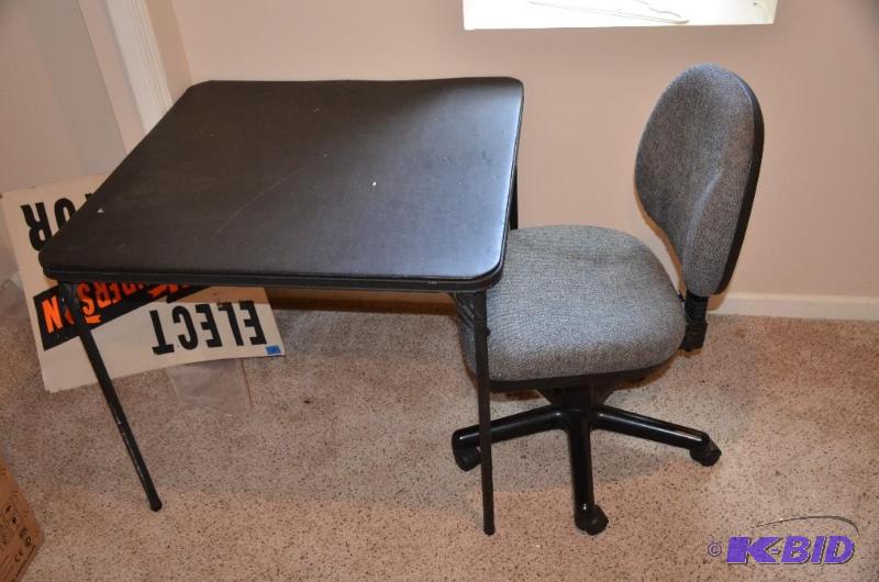 lot 273 image: card table & chair...