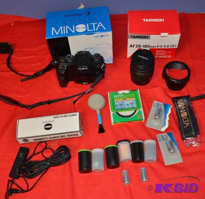 lot 36 image: Minolta Maxxum 7 Camera in Original box unsur...