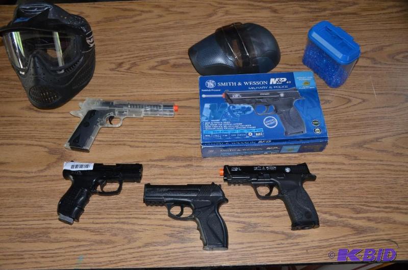 lot 77 image: Walther CP99 Compact cal. 4.5 mm .177 BB gun ...