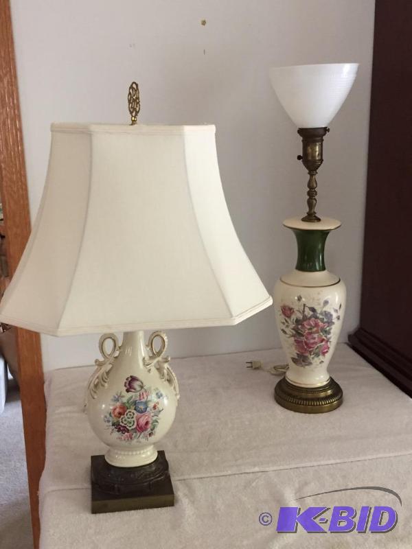 lot 120 image: Home Decor