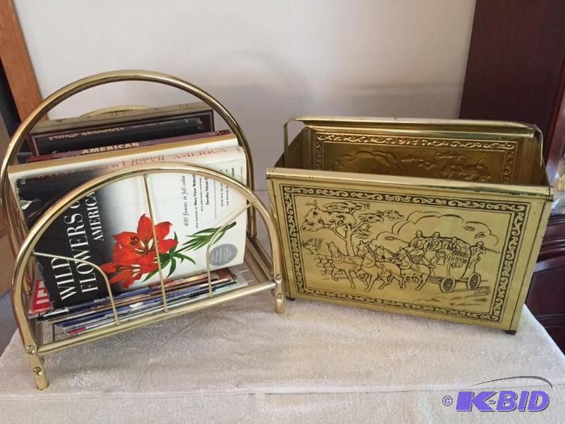 lot 185 image: Magazine Racks with Books