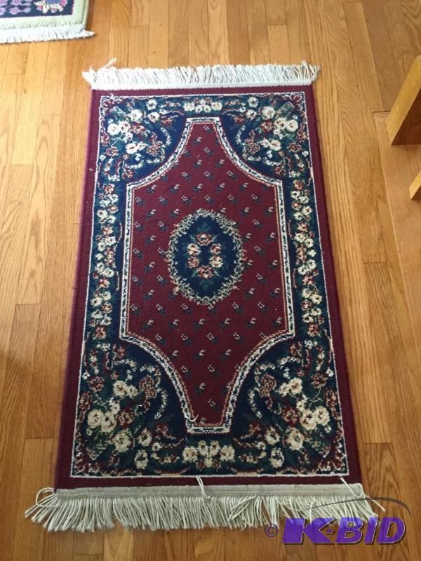 lot 210 image: Area Rug