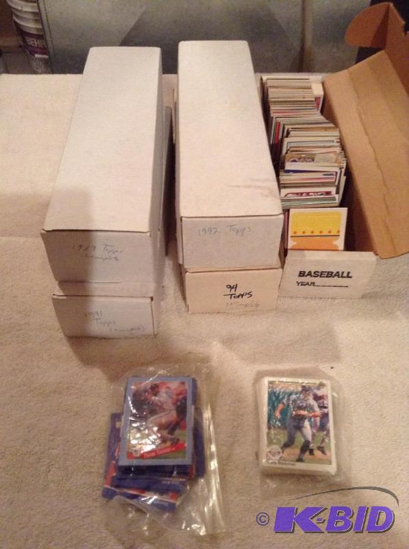 lot 246 image: Baseball Sport Cards