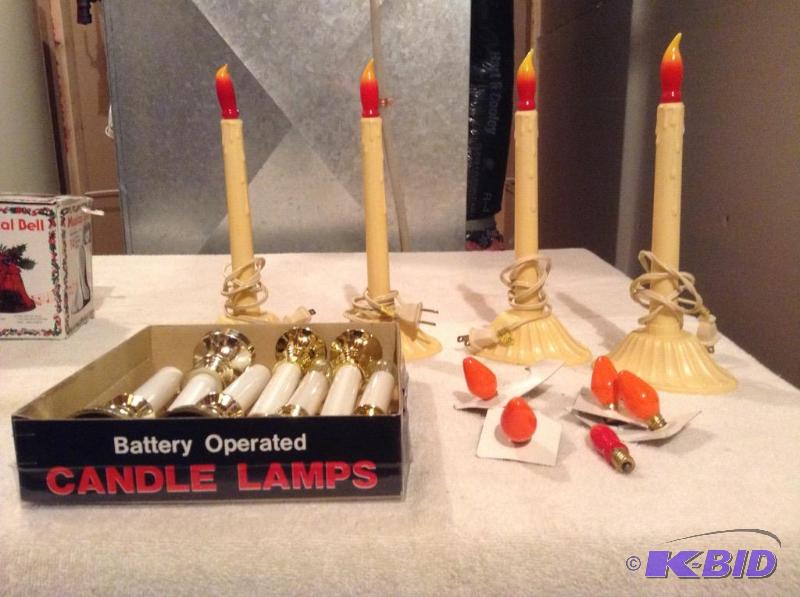 lot 258 image: Vintage Christmas Plug in Plastic Candles