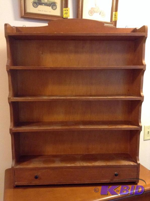 lot 264 image: Display Shelf