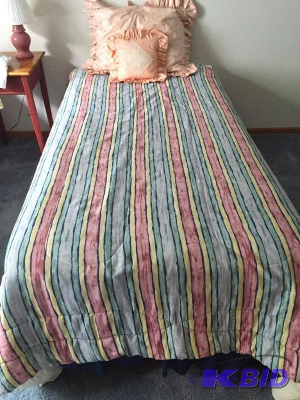 lot 40A image: Twin Size Bedding and Bed Frame
