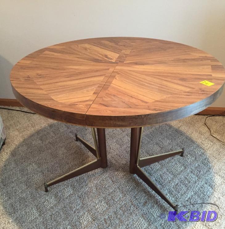 lot 43 image: Vintage Dining Table Wood Grain Laminate