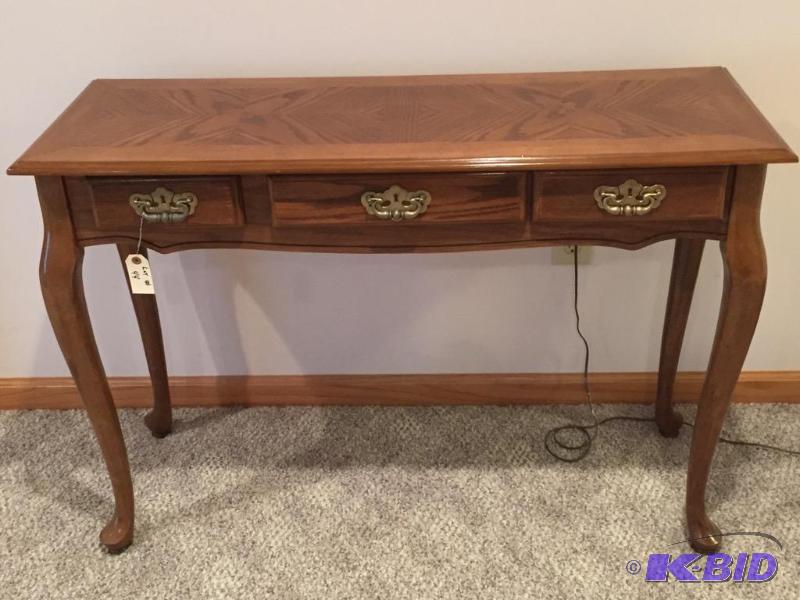 lot 44 image: Sofa Table with Drawers