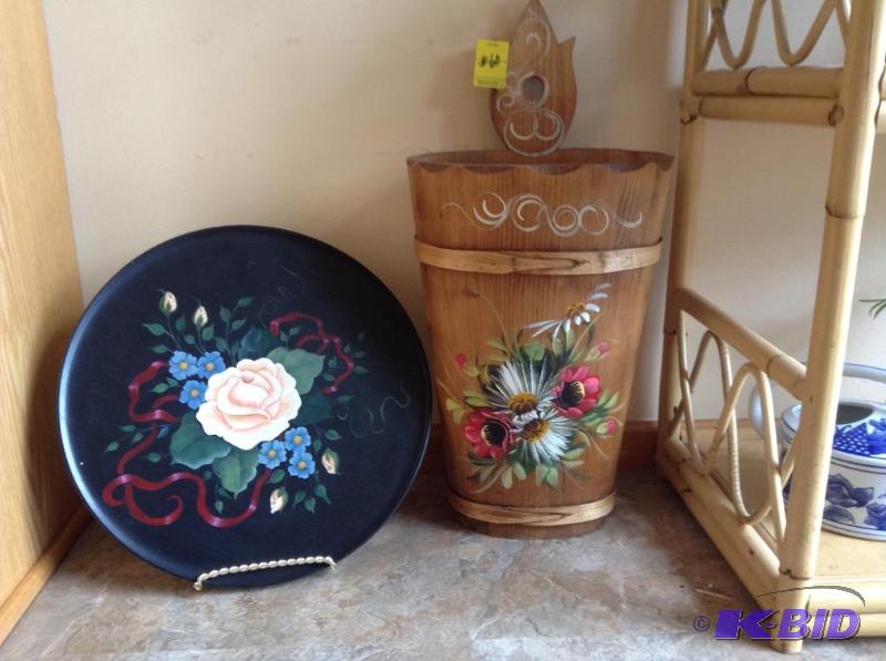 lot 60 image: Hand Painted Wood - Rosemaling Pieces