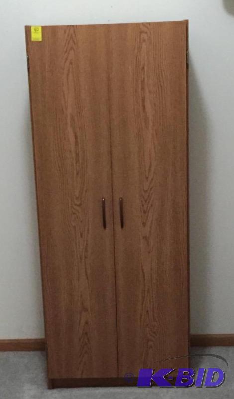 lot 80 image: Great UtilityStorage Cabinet with Doors and Shelves