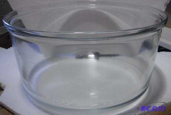 lot 24 image: 12-quart Heavy Duty Tempered Glass Bowl - Can...