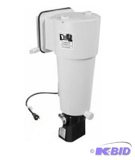 lot 60 image: Skimmer Plus 350 Filter Pump with GFCI - by P...