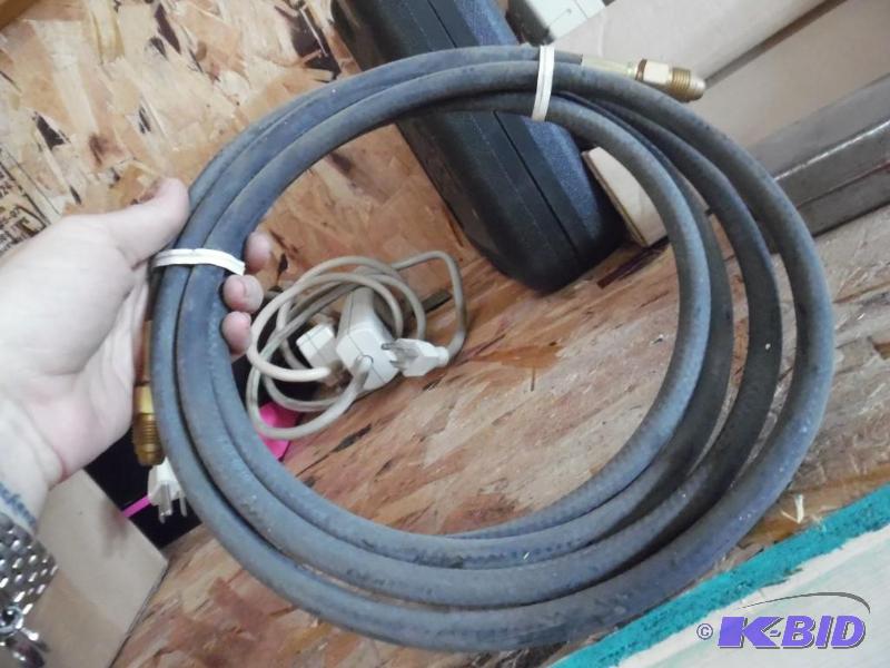 lot 11 image: gas line