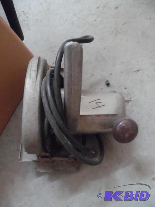 lot 13 image: tools