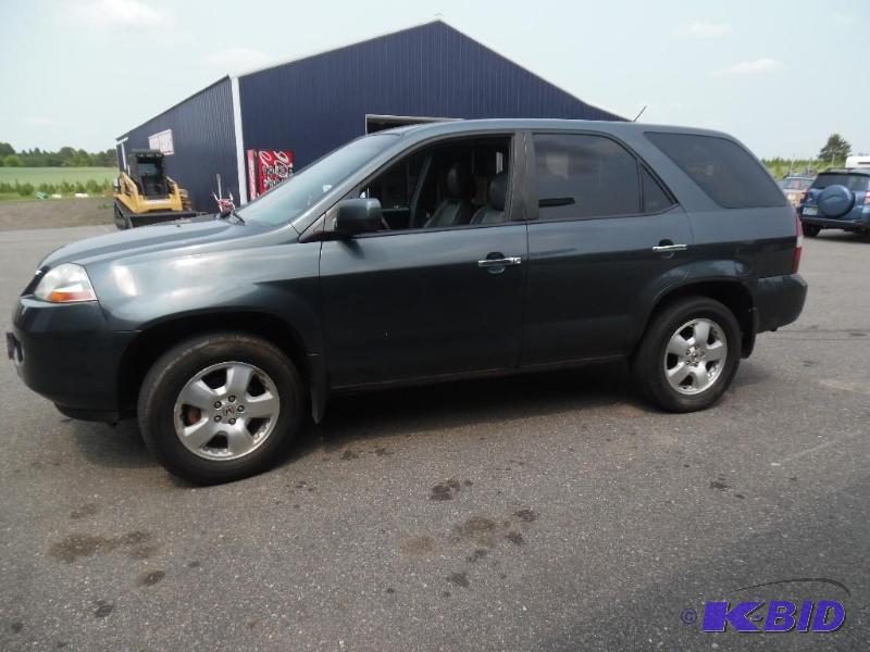 lot 4 image: 2003 Acura MDX Wagon