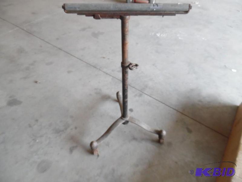 lot 40 image: Misc. Item
