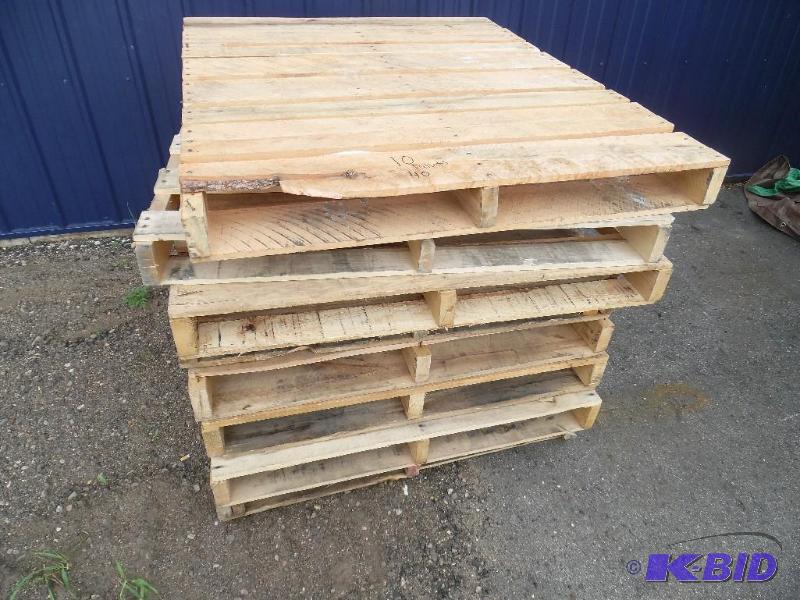 lot 43 image: Pallets