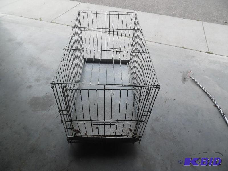 lot 7 image: Cage