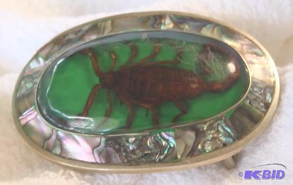 Belt buckle