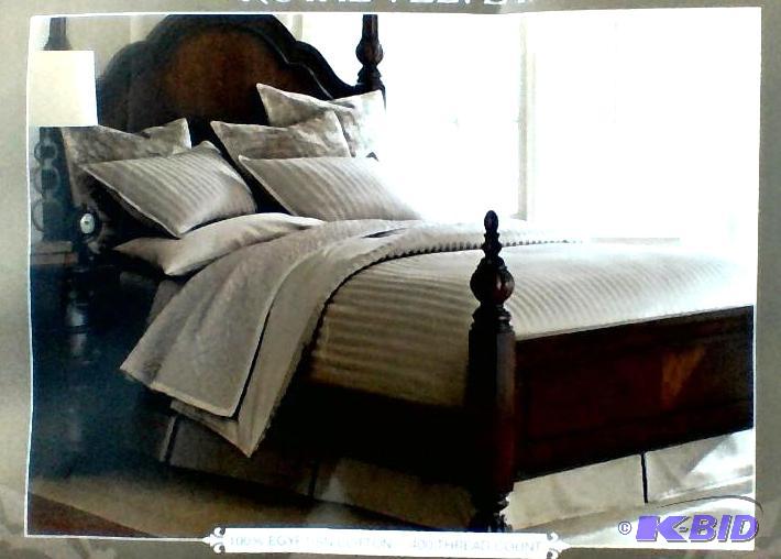 Royal velvet King Reversible Comforter Set Khaki