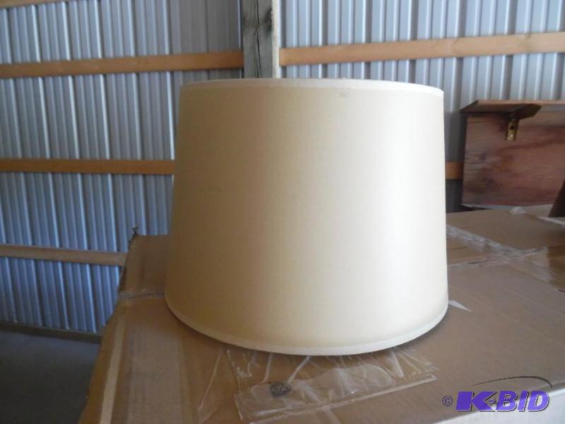 lot A21R image: Lamp shade