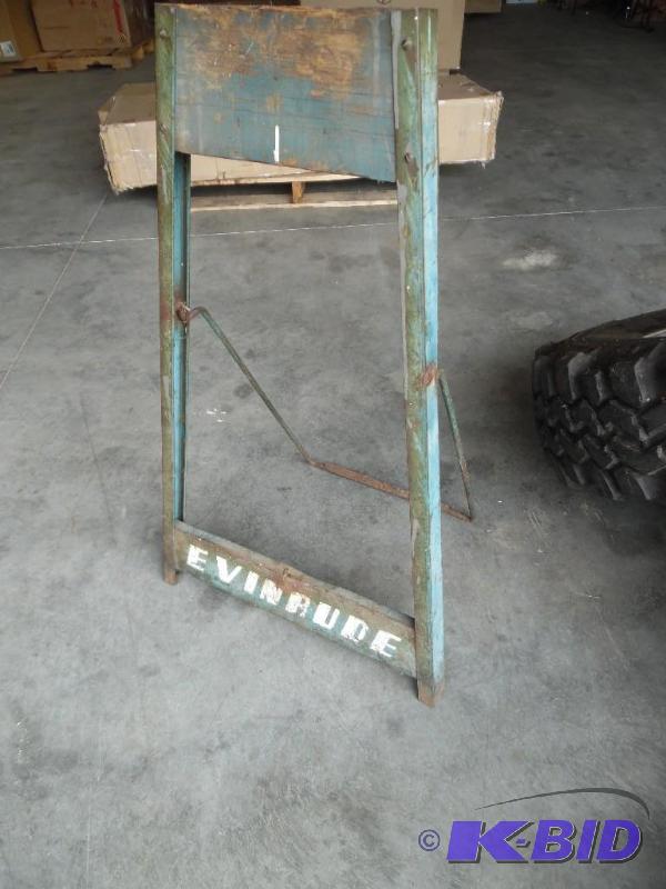 Outboard Motor Stand