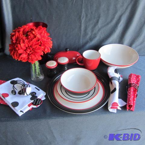 Pfaltzgraff Empire Dinnerware