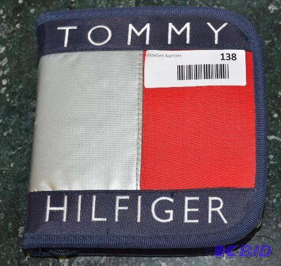 lot 138 image: Tim McGraw and other artist 11 cds in a Tommy...